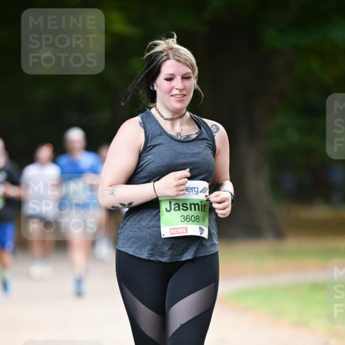 31.08.2025 - 21. Blankeneser Heldenlauf Dr. Thomas Lammeyer http://msf.ph/oto/8641033 31.08.2025 11:01:57 Laufen 3608 meine-sportfotos.de