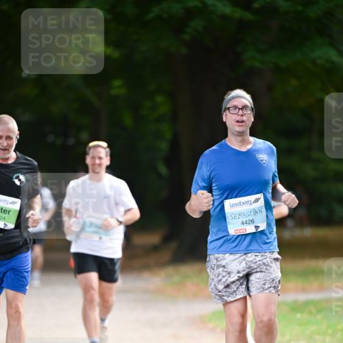 31.08.2025 - 21. Blankeneser Heldenlauf Dr. Thomas Lammeyer http://msf.ph/oto/8641040 31.08.2025 11:02:03 Laufen 24, 4426 meine-sportfotos.de