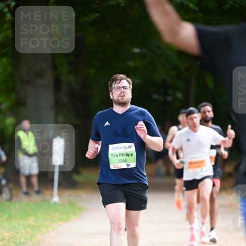 31.08.2025 - 21. Blankeneser Heldenlauf Dr. Thomas Lammeyer http://msf.ph/oto/8641064 31.08.2025 11:02:07 Laufen 3286 meine-sportfotos.de