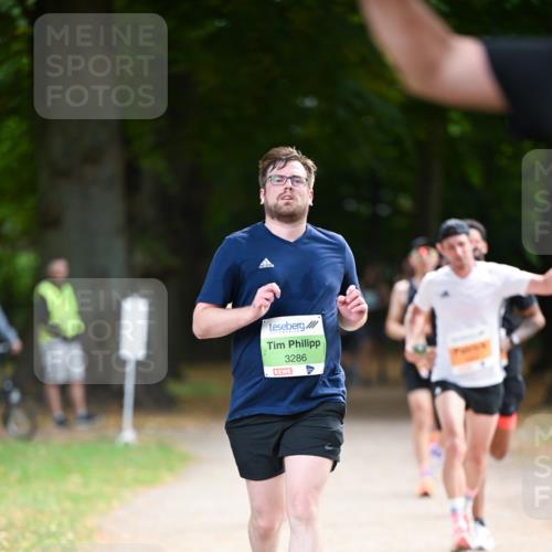 31.08.2025 - 21. Blankeneser Heldenlauf Dr. Thomas Lammeyer http://msf.ph/oto/8641068 31.08.2025 11:02:08 Laufen 3286 meine-sportfotos.de
