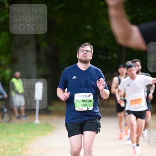31.08.2025 - 21. Blankeneser Heldenlauf Dr. Thomas Lammeyer http://msf.ph/oto/8641070 31.08.2025 11:02:08 Laufen 3286 meine-sportfotos.de