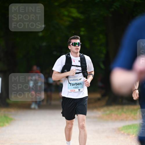 31.08.2025 - 21. Blankeneser Heldenlauf Dr. Thomas Lammeyer http://msf.ph/oto/8641079 31.08.2025 11:02:11 Laufen 4303 meine-sportfotos.de