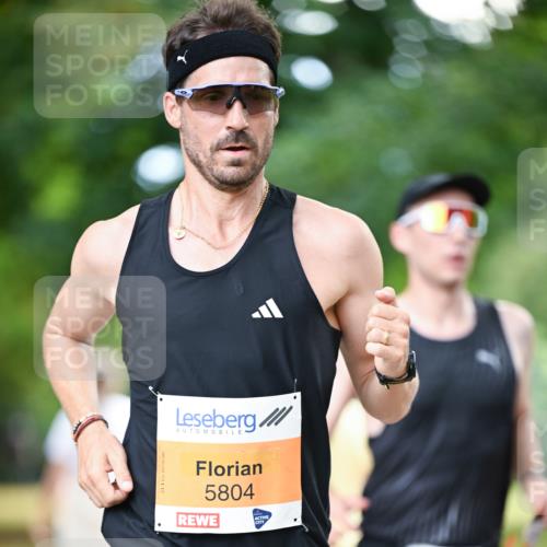 31.08.2025 - 21. Blankeneser Heldenlauf Dr. Thomas Lammeyer http://msf.ph/oto/8641094 31.08.2025 11:02:13 Laufen 5804 meine-sportfotos.de
