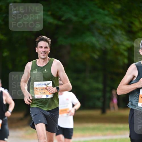 31.08.2025 - 21. Blankeneser Heldenlauf Dr. Thomas Lammeyer http://msf.ph/oto/8641115 31.08.2025 11:02:20 Laufen 334, 5703 meine-sportfotos.de