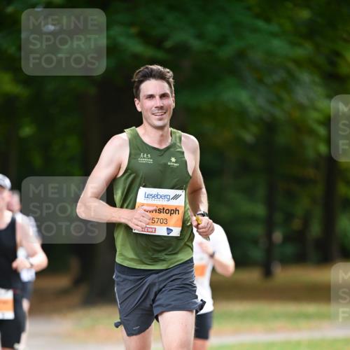 31.08.2025 - 21. Blankeneser Heldenlauf Dr. Thomas Lammeyer http://msf.ph/oto/8641118 31.08.2025 11:02:20 Laufen 13, 5703 meine-sportfotos.de