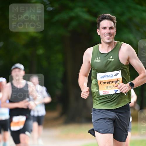 31.08.2025 - 21. Blankeneser Heldenlauf Dr. Thomas Lammeyer http://msf.ph/oto/8641121 31.08.2025 11:02:21 Laufen 13, 5703 meine-sportfotos.de