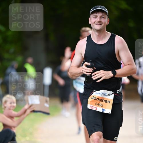 31.08.2025 - 21. Blankeneser Heldenlauf Dr. Thomas Lammeyer http://msf.ph/oto/8641138 31.08.2025 11:02:23 Laufen 5492 meine-sportfotos.de