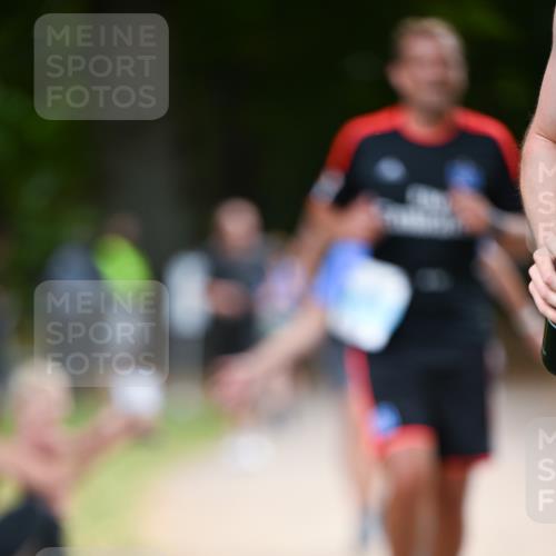 31.08.2025 - 21. Blankeneser Heldenlauf Dr. Thomas Lammeyer http://msf.ph/oto/8641145 31.08.2025 11:02:24 Laufen  meine-sportfotos.de