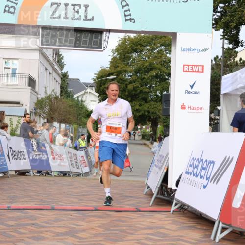 31.08.2025 - 21. Blankeneser Heldenlauf Strokosch-Dieckow http://msf.ph/oto/8641154 31.08.2025 09:43:47 Ziel 1157, 1009 meine-sportfotos.de