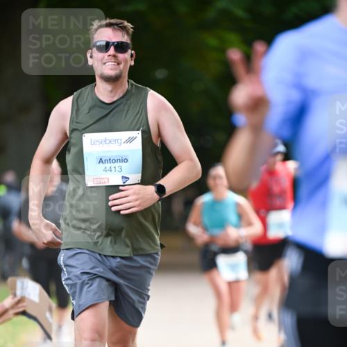 31.08.2025 - 21. Blankeneser Heldenlauf Dr. Thomas Lammeyer http://msf.ph/oto/8641160 31.08.2025 11:02:27 Laufen 4413 meine-sportfotos.de