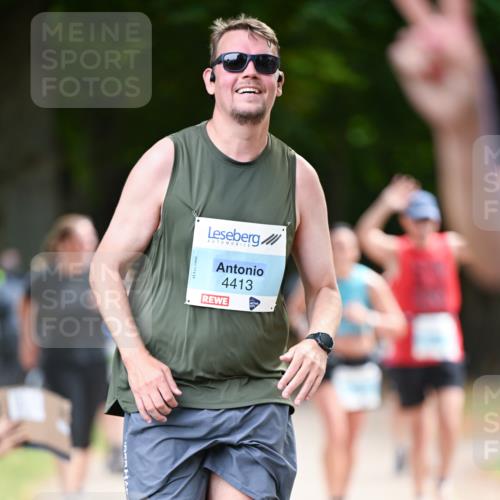 31.08.2025 - 21. Blankeneser Heldenlauf Dr. Thomas Lammeyer http://msf.ph/oto/8641165 31.08.2025 11:02:27 Laufen 4413 meine-sportfotos.de