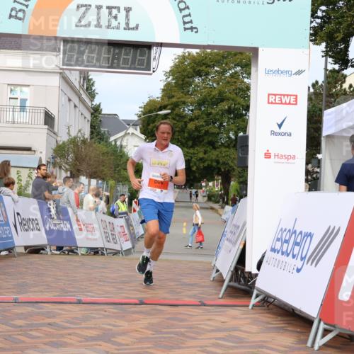 31.08.2025 - 21. Blankeneser Heldenlauf Strokosch-Dieckow http://msf.ph/oto/8641194 31.08.2025 09:43:47 Ziel 1157, 1009 meine-sportfotos.de