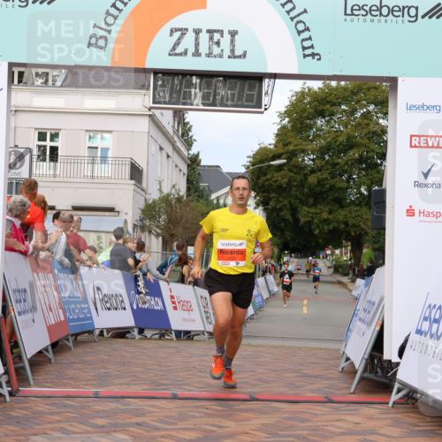 31.08.2025 - 21. Blankeneser Heldenlauf Strokosch-Dieckow http://msf.ph/oto/8641212 31.08.2025 09:39:45 Ziel 1033 meine-sportfotos.de