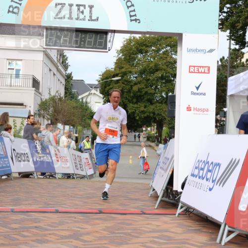 31.08.2025 - 21. Blankeneser Heldenlauf Strokosch-Dieckow http://msf.ph/oto/8641219 31.08.2025 09:43:47 Ziel 1157, 1009 meine-sportfotos.de