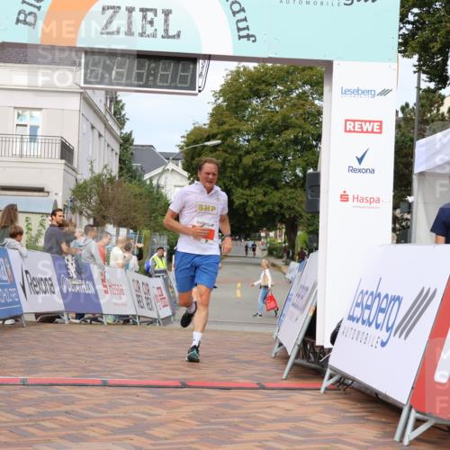 31.08.2025 - 21. Blankeneser Heldenlauf Strokosch-Dieckow http://msf.ph/oto/8641231 31.08.2025 09:43:47 Ziel 1157, 1009 meine-sportfotos.de
