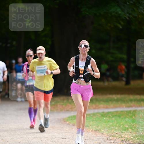 31.08.2025 - 21. Blankeneser Heldenlauf Dr. Thomas Lammeyer http://msf.ph/oto/8641234 31.08.2025 11:02:42 Laufen 56 meine-sportfotos.de