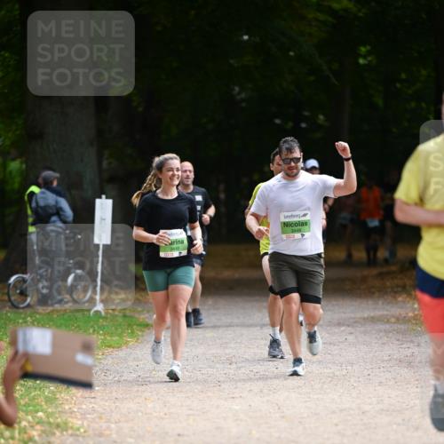 31.08.2025 - 21. Blankeneser Heldenlauf Dr. Thomas Lammeyer http://msf.ph/oto/8641250 31.08.2025 11:02:45 Laufen 3449, 3448 meine-sportfotos.de