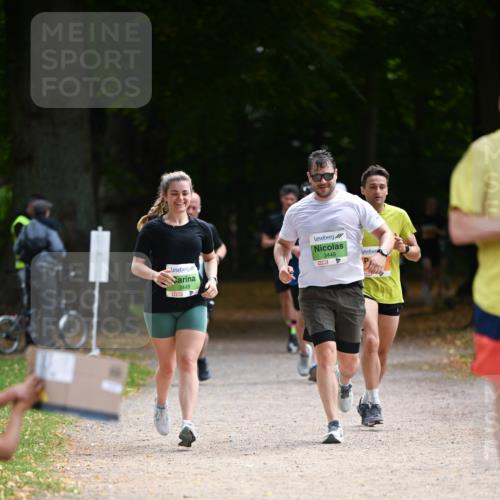 31.08.2025 - 21. Blankeneser Heldenlauf Dr. Thomas Lammeyer http://msf.ph/oto/8641256 31.08.2025 11:02:45 Laufen 3449, 3448, 4 meine-sportfotos.de