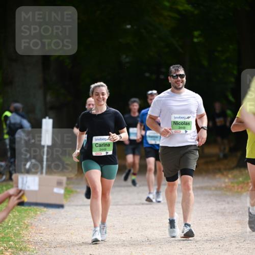 31.08.2025 - 21. Blankeneser Heldenlauf Dr. Thomas Lammeyer http://msf.ph/oto/8641264 31.08.2025 11:02:46 Laufen 3449, 4, 3448, 4 meine-sportfotos.de