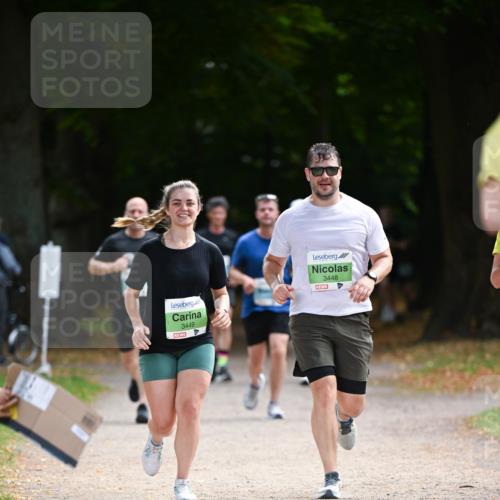 31.08.2025 - 21. Blankeneser Heldenlauf Dr. Thomas Lammeyer http://msf.ph/oto/8641268 31.08.2025 11:02:47 Laufen 3449, 3448 meine-sportfotos.de