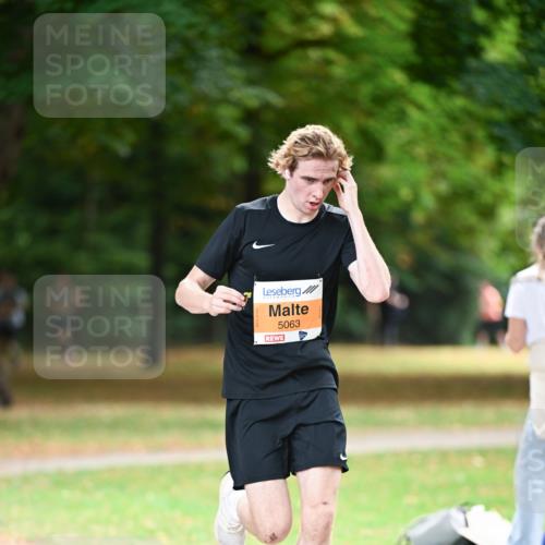 31.08.2025 - 21. Blankeneser Heldenlauf Dr. Thomas Lammeyer http://msf.ph/oto/8641345 31.08.2025 11:03:00 Laufen 5063 meine-sportfotos.de
