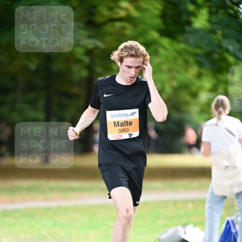 31.08.2025 - 21. Blankeneser Heldenlauf Dr. Thomas Lammeyer http://msf.ph/oto/8641347 31.08.2025 11:03:00 Laufen 5063 meine-sportfotos.de
