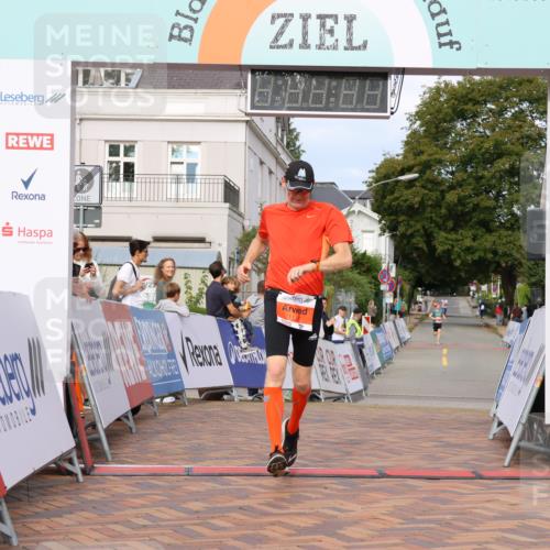 31.08.2025 - 21. Blankeneser Heldenlauf Strokosch-Dieckow http://msf.ph/oto/8641357 31.08.2025 09:43:15 Ziel 1117 meine-sportfotos.de