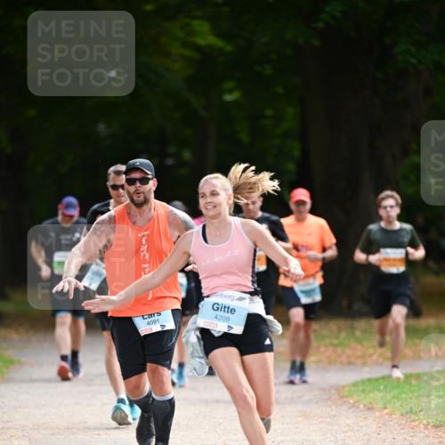 31.08.2025 - 21. Blankeneser Heldenlauf Dr. Thomas Lammeyer http://msf.ph/oto/8641360 31.08.2025 11:03:03 Laufen 1501, 4091, 4209 meine-sportfotos.de