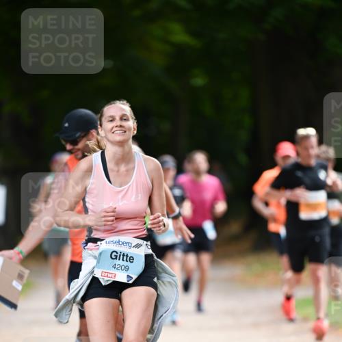 31.08.2025 - 21. Blankeneser Heldenlauf Dr. Thomas Lammeyer http://msf.ph/oto/8641368 31.08.2025 11:03:04 Laufen 4209 meine-sportfotos.de