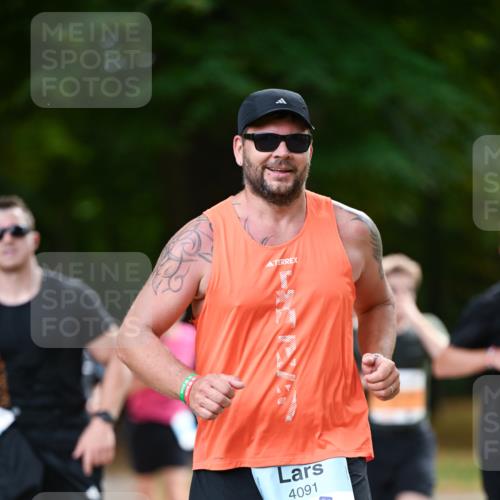 31.08.2025 - 21. Blankeneser Heldenlauf Dr. Thomas Lammeyer http://msf.ph/oto/8641387 31.08.2025 11:03:06 Laufen 4091 meine-sportfotos.de