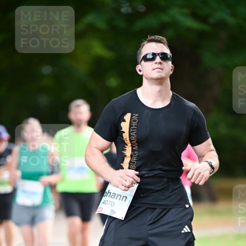 31.08.2025 - 21. Blankeneser Heldenlauf Dr. Thomas Lammeyer http://msf.ph/oto/8641395 31.08.2025 11:03:08 Laufen 4070 meine-sportfotos.de