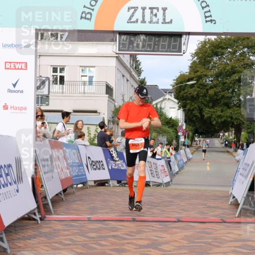 31.08.2025 - 21. Blankeneser Heldenlauf Strokosch-Dieckow http://msf.ph/oto/8641401 31.08.2025 09:43:14 Ziel 1117 meine-sportfotos.de