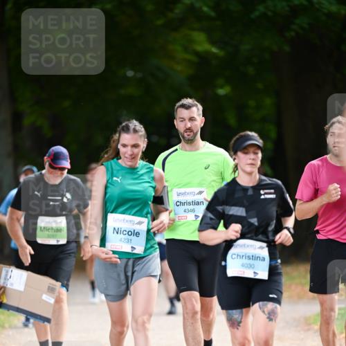 31.08.2025 - 21. Blankeneser Heldenlauf Dr. Thomas Lammeyer http://msf.ph/oto/8641402 31.08.2025 11:03:08 Laufen 3287, 4231, 4346, 4030 meine-sportfotos.de