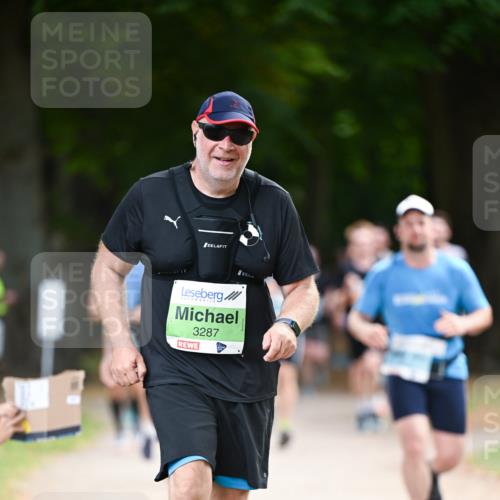 31.08.2025 - 21. Blankeneser Heldenlauf Dr. Thomas Lammeyer http://msf.ph/oto/8641425 31.08.2025 11:03:13 Laufen 3287 meine-sportfotos.de