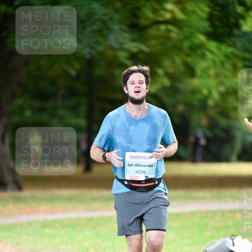 31.08.2025 - 21. Blankeneser Heldenlauf Dr. Thomas Lammeyer http://msf.ph/oto/8641435 31.08.2025 11:03:14 Laufen 4336 meine-sportfotos.de