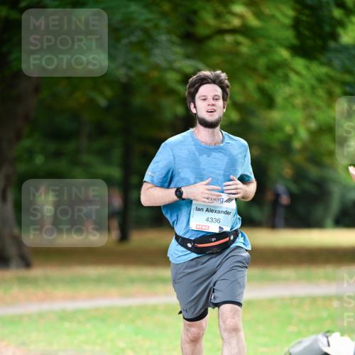 31.08.2025 - 21. Blankeneser Heldenlauf Dr. Thomas Lammeyer http://msf.ph/oto/8641436 31.08.2025 11:03:15 Laufen 4336 meine-sportfotos.de