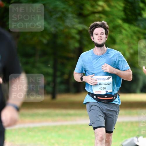 31.08.2025 - 21. Blankeneser Heldenlauf Dr. Thomas Lammeyer http://msf.ph/oto/8641439 31.08.2025 11:03:15 Laufen 4336 meine-sportfotos.de