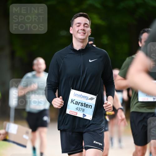 31.08.2025 - 21. Blankeneser Heldenlauf Dr. Thomas Lammeyer http://msf.ph/oto/8641454 31.08.2025 11:03:19 Laufen 4378, 4123 meine-sportfotos.de