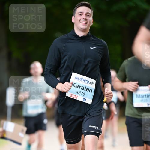 31.08.2025 - 21. Blankeneser Heldenlauf Dr. Thomas Lammeyer http://msf.ph/oto/8641455 31.08.2025 11:03:19 Laufen 4378, 4103 meine-sportfotos.de