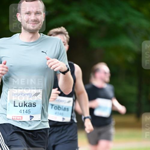 31.08.2025 - 21. Blankeneser Heldenlauf Dr. Thomas Lammeyer http://msf.ph/oto/8641479 31.08.2025 11:03:22 Laufen 4145, 4546 meine-sportfotos.de