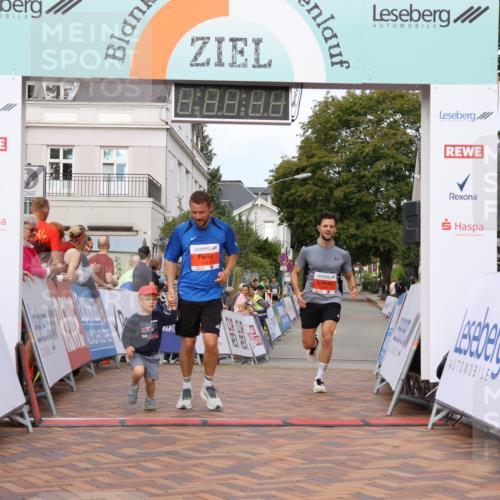 31.08.2025 - 21. Blankeneser Heldenlauf Strokosch-Dieckow http://msf.ph/oto/8641494 31.08.2025 09:39:24 Ziel 1136, 1052, 1047 meine-sportfotos.de