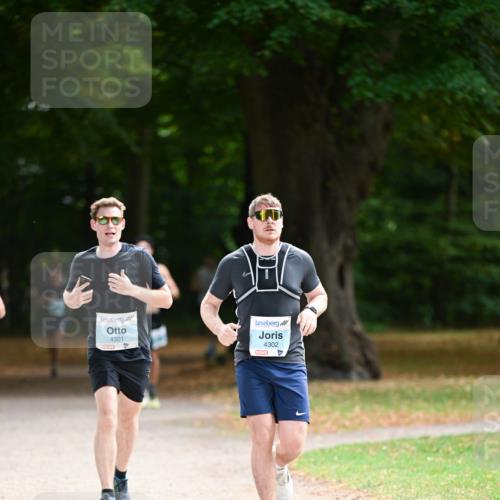 31.08.2025 - 21. Blankeneser Heldenlauf Dr. Thomas Lammeyer http://msf.ph/oto/8641500 31.08.2025 11:03:26 Laufen 4301, 4302, 4 meine-sportfotos.de
