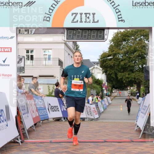 31.08.2025 - 21. Blankeneser Heldenlauf Strokosch-Dieckow http://msf.ph/oto/8641531 31.08.2025 09:42:44 Ziel 1159, 1108 meine-sportfotos.de