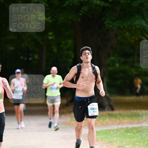 31.08.2025 - 21. Blankeneser Heldenlauf Dr. Thomas Lammeyer http://msf.ph/oto/8641544 31.08.2025 11:03:35 Laufen 4235 meine-sportfotos.de