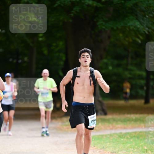 31.08.2025 - 21. Blankeneser Heldenlauf Dr. Thomas Lammeyer http://msf.ph/oto/8641547 31.08.2025 11:03:35 Laufen 4235 meine-sportfotos.de