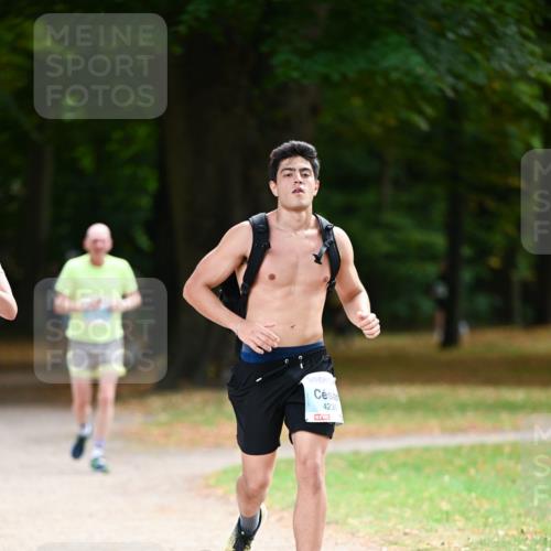 31.08.2025 - 21. Blankeneser Heldenlauf Dr. Thomas Lammeyer http://msf.ph/oto/8641552 31.08.2025 11:03:35 Laufen 4235 meine-sportfotos.de