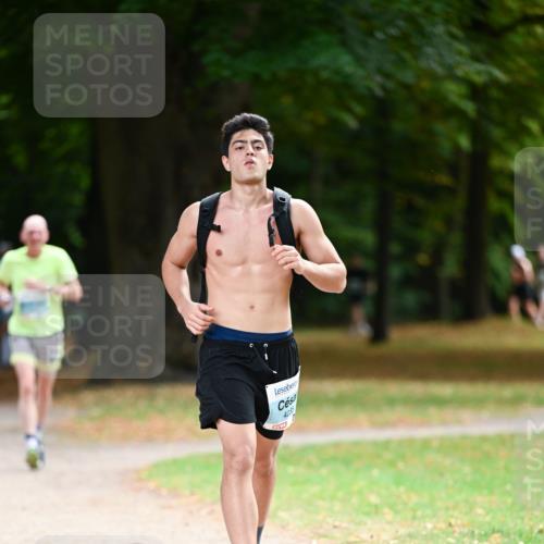 31.08.2025 - 21. Blankeneser Heldenlauf Dr. Thomas Lammeyer http://msf.ph/oto/8641554 31.08.2025 11:03:36 Laufen 4235 meine-sportfotos.de