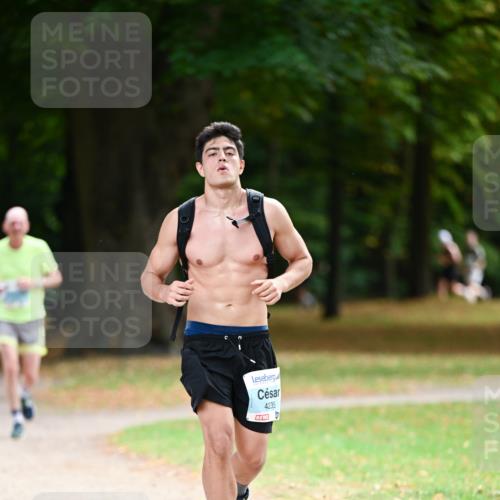 31.08.2025 - 21. Blankeneser Heldenlauf Dr. Thomas Lammeyer http://msf.ph/oto/8641557 31.08.2025 11:03:36 Laufen 4235 meine-sportfotos.de