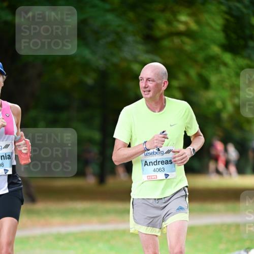 31.08.2025 - 21. Blankeneser Heldenlauf Dr. Thomas Lammeyer http://msf.ph/oto/8641579 31.08.2025 11:03:42 Laufen 98, 4063 meine-sportfotos.de