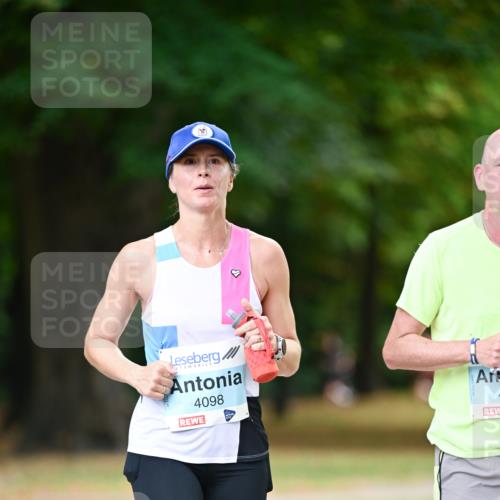 31.08.2025 - 21. Blankeneser Heldenlauf Dr. Thomas Lammeyer http://msf.ph/oto/8641584 31.08.2025 11:03:43 Laufen 4098 meine-sportfotos.de